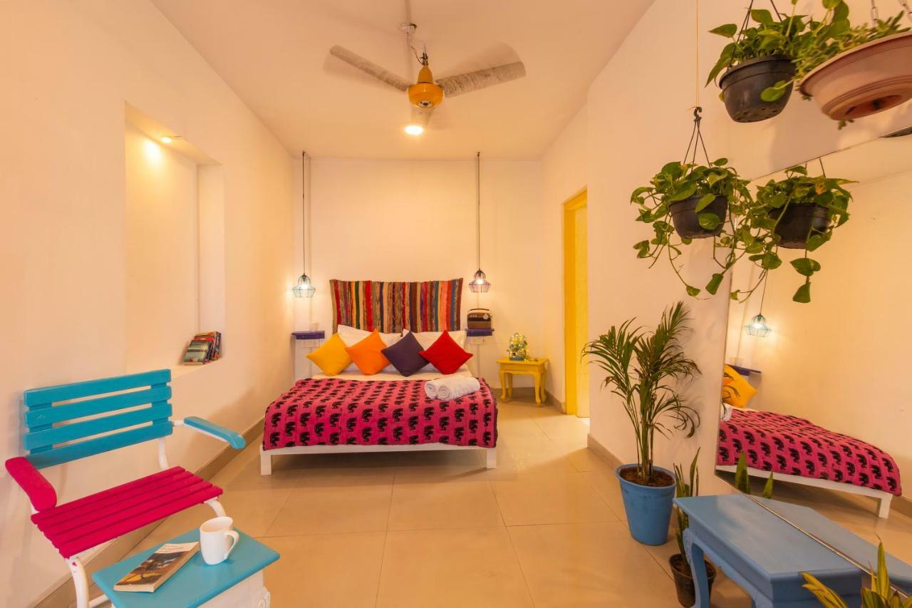 goSTOPS Jaipur Bagian luar foto