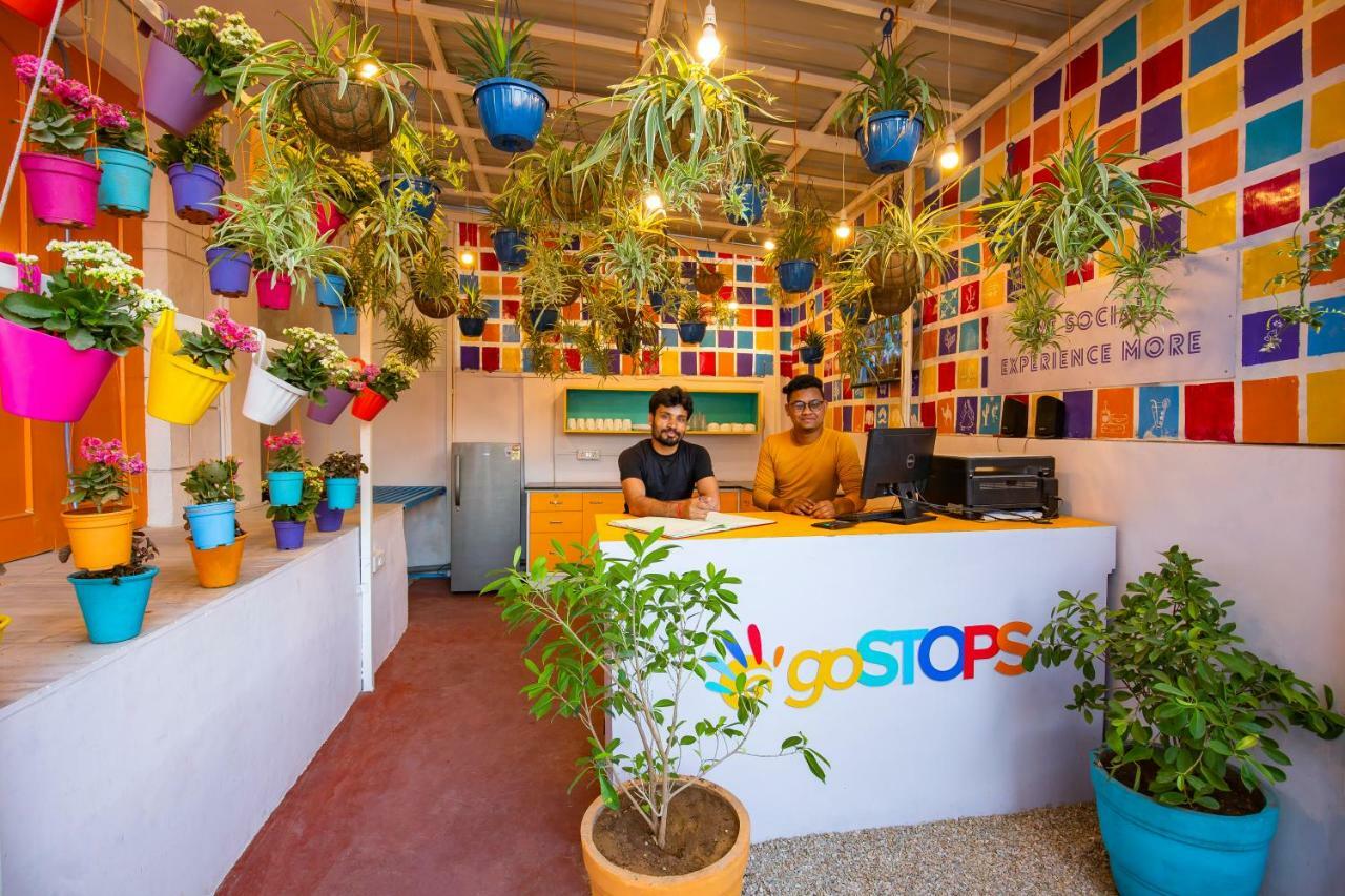 goSTOPS Jaipur Bagian luar foto